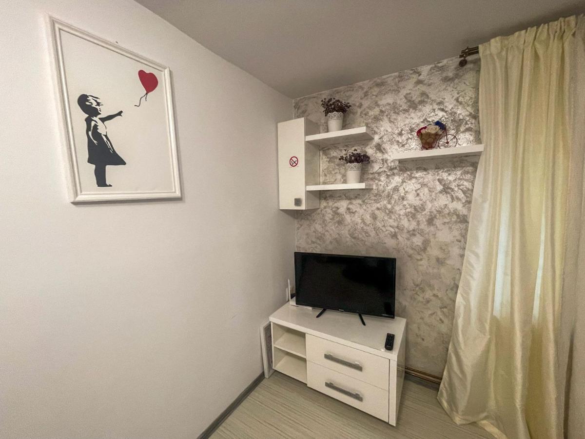Buzz Apartment Cluj-Napoca Esterno foto